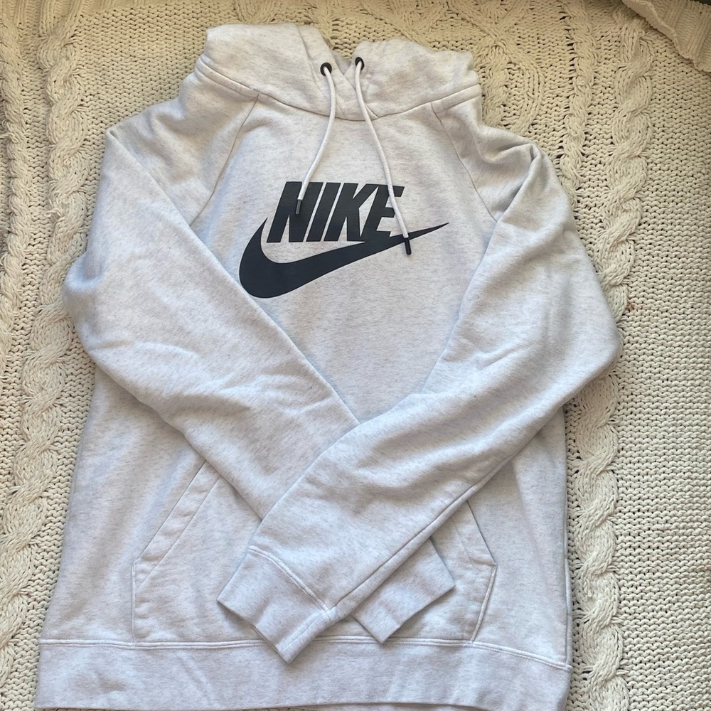 Nike Women’s Light Gray Hoodie- Size Small